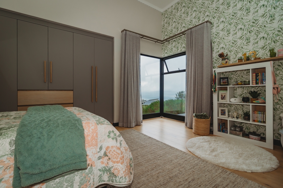 5 Bedroom Property for Sale in The Brink Eco Estate Western Cape